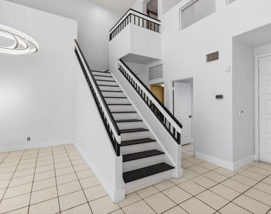 7848 Travelers Tree Drive - Photo Thumbnail 30