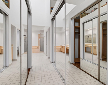 7848 Travelers Tree Drive - Photo Thumbnail 25