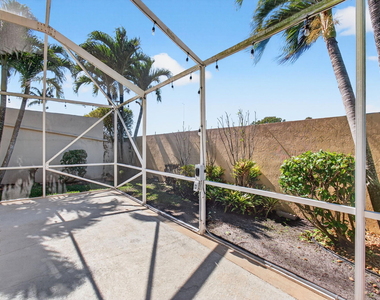 7848 Travelers Tree Drive - Photo Thumbnail 43