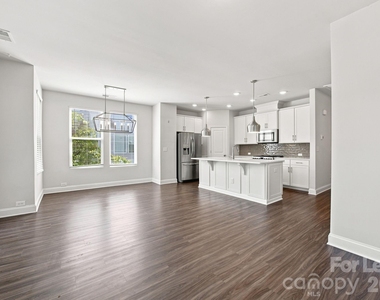 1205 Kohler Avenue - Photo Thumbnail 8