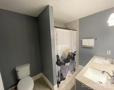 540 Carolyn Lane - Photo Thumbnail 12