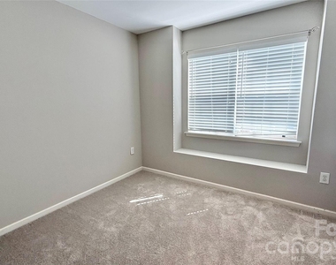 12571 Bluestem Lane - Photo Thumbnail 13