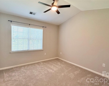 12571 Bluestem Lane - Photo Thumbnail 8