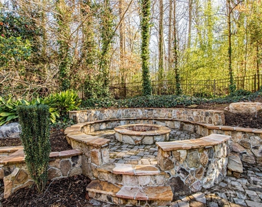 3911 Lakeside Drive - Photo Thumbnail 26