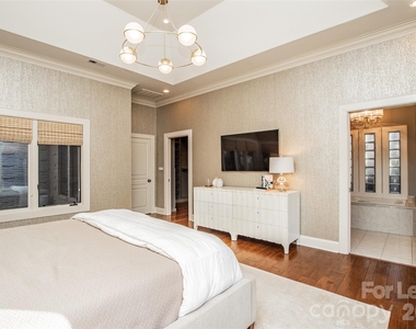 3911 Lakeside Drive - Photo Thumbnail 20