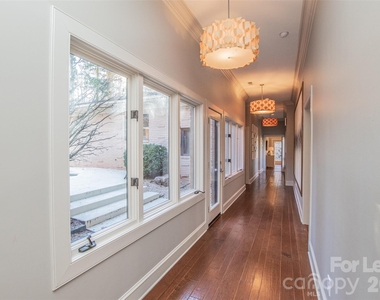3911 Lakeside Drive - Photo Thumbnail 19