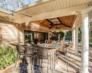 3911 Lakeside Drive - Photo Thumbnail 23