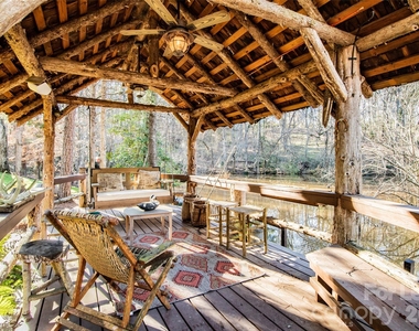 3911 Lakeside Drive - Photo Thumbnail 28