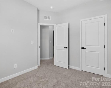3110 Mccauley Meadows Drive - Photo Thumbnail 9