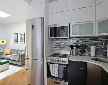 378 South 3rd Street - Photo Thumbnail 3