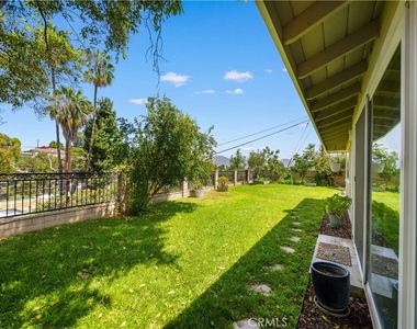 1033 S Isabella - Photo Thumbnail 44