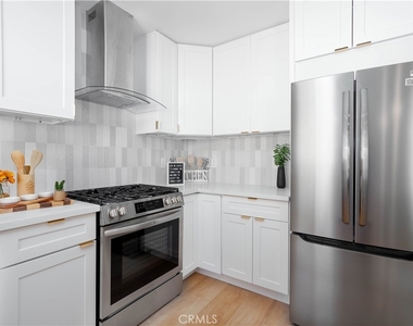 2267 Las Flores - Photo Thumbnail 3