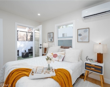 2267 Las Flores - Photo Thumbnail 5