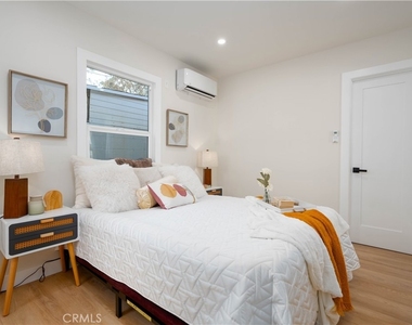 2267 Las Flores - Photo Thumbnail 6
