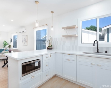 2267 Las Flores - Photo Thumbnail 13