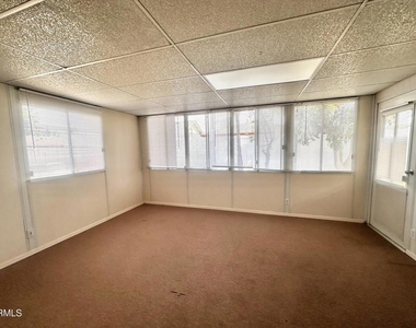 2065 Abbott Street - Photo Thumbnail 10
