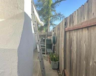 2065 Abbott Street - Photo Thumbnail 24