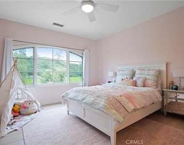 25418 Cumberland - Photo Thumbnail 15