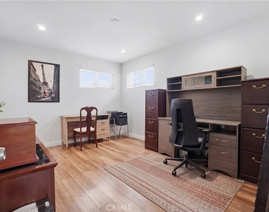 6139 Jamieson - Photo Thumbnail 16