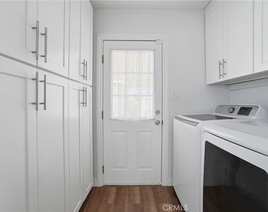 6139 Jamieson - Photo Thumbnail 11