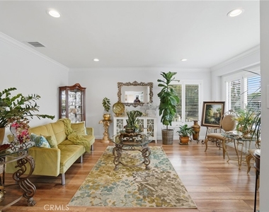 6139 Jamieson - Photo Thumbnail 4