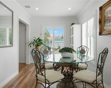 6139 Jamieson - Photo Thumbnail 13