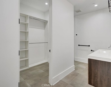 5520 Woodlake - Photo Thumbnail 30