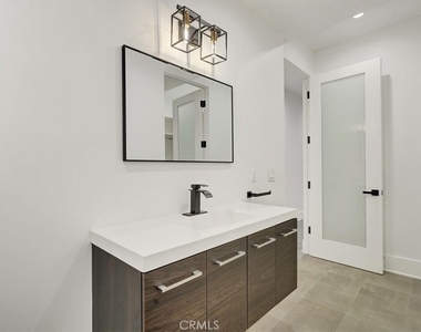 5520 Woodlake - Photo Thumbnail 31