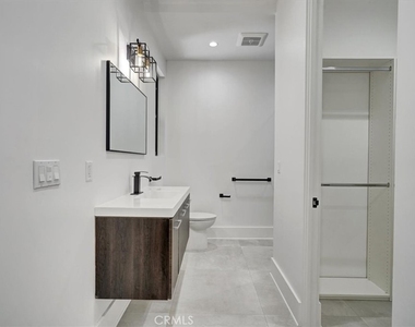 5520 Woodlake - Photo Thumbnail 24