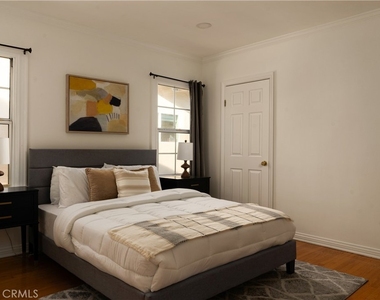 520 N Citrus Avenue - Photo Thumbnail 12