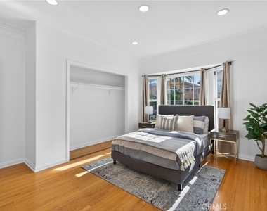 520 N Citrus Avenue - Photo Thumbnail 15