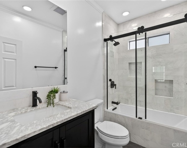 520 N Citrus Avenue - Photo Thumbnail 18