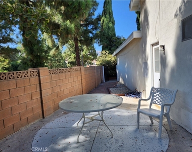 18715 Braemore Road - Photo Thumbnail 22