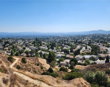 18715 Braemore Road - Photo Thumbnail 24