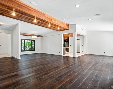 3184 Dona Sarita Place - Photo Thumbnail 7
