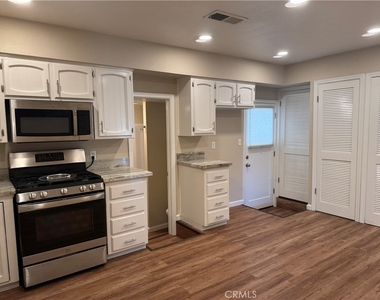 2100 Kennedy Avenue - Photo Thumbnail 7