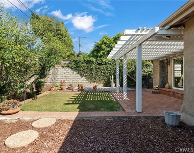 1027 S Malgren - Photo Thumbnail 29