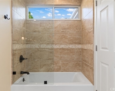 1027 S Malgren - Photo Thumbnail 18