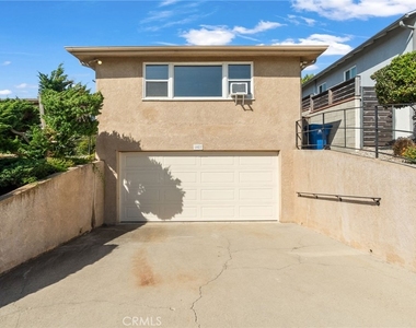 1027 S Malgren - Photo Thumbnail 3