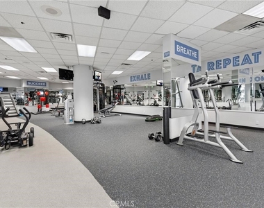 4337 Marina City Dr - Photo Thumbnail 43