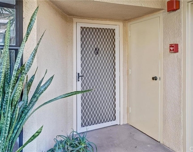 4337 Marina City Dr - Photo Thumbnail 52