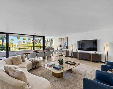 4337 Marina City Dr - Photo Thumbnail 2