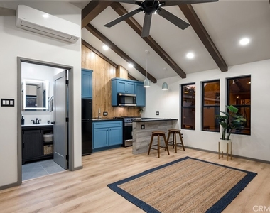 7424 W 85th Street - Photo Thumbnail 31