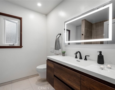 7424 W 85th Street - Photo Thumbnail 19