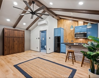 7424 W 85th Street - Photo Thumbnail 30