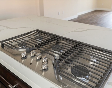 3857 W 139th Street - Photo Thumbnail 10