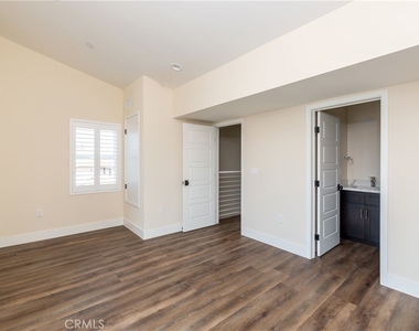 3857 W 139th Street - Photo Thumbnail 18