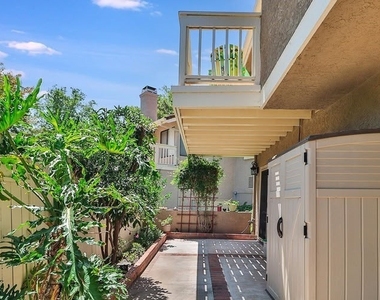 434 Vista Dorado - Photo Thumbnail 27