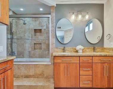 434 Vista Dorado - Photo Thumbnail 9