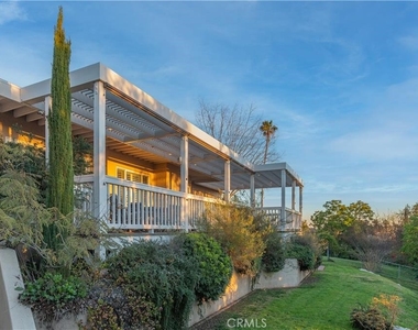 714 Oceanview - Photo Thumbnail 14